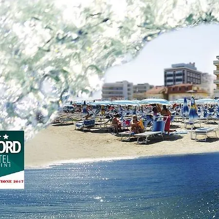 Oxford فندق ريميني